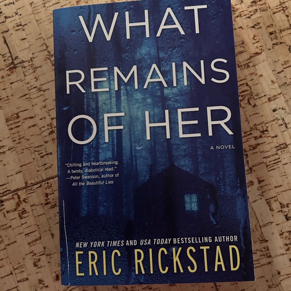 🔥4/$25 book deal🔥 What Remains of Her by Eric Rickstad - Picture 1 of 2